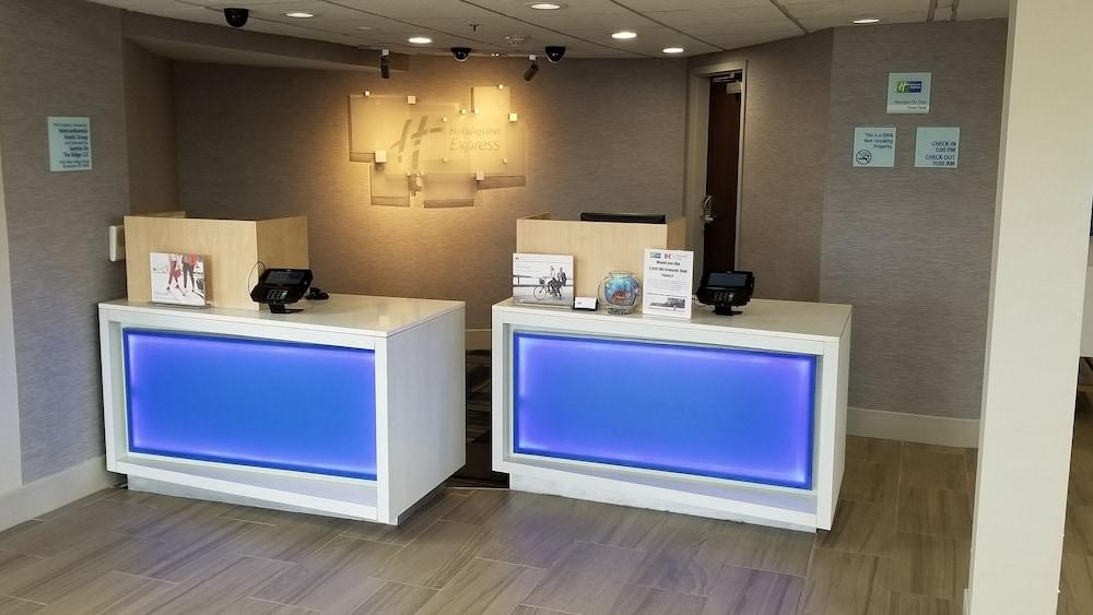 Holiday Inn Express Rochester - Greece By Ihg Exterior photo