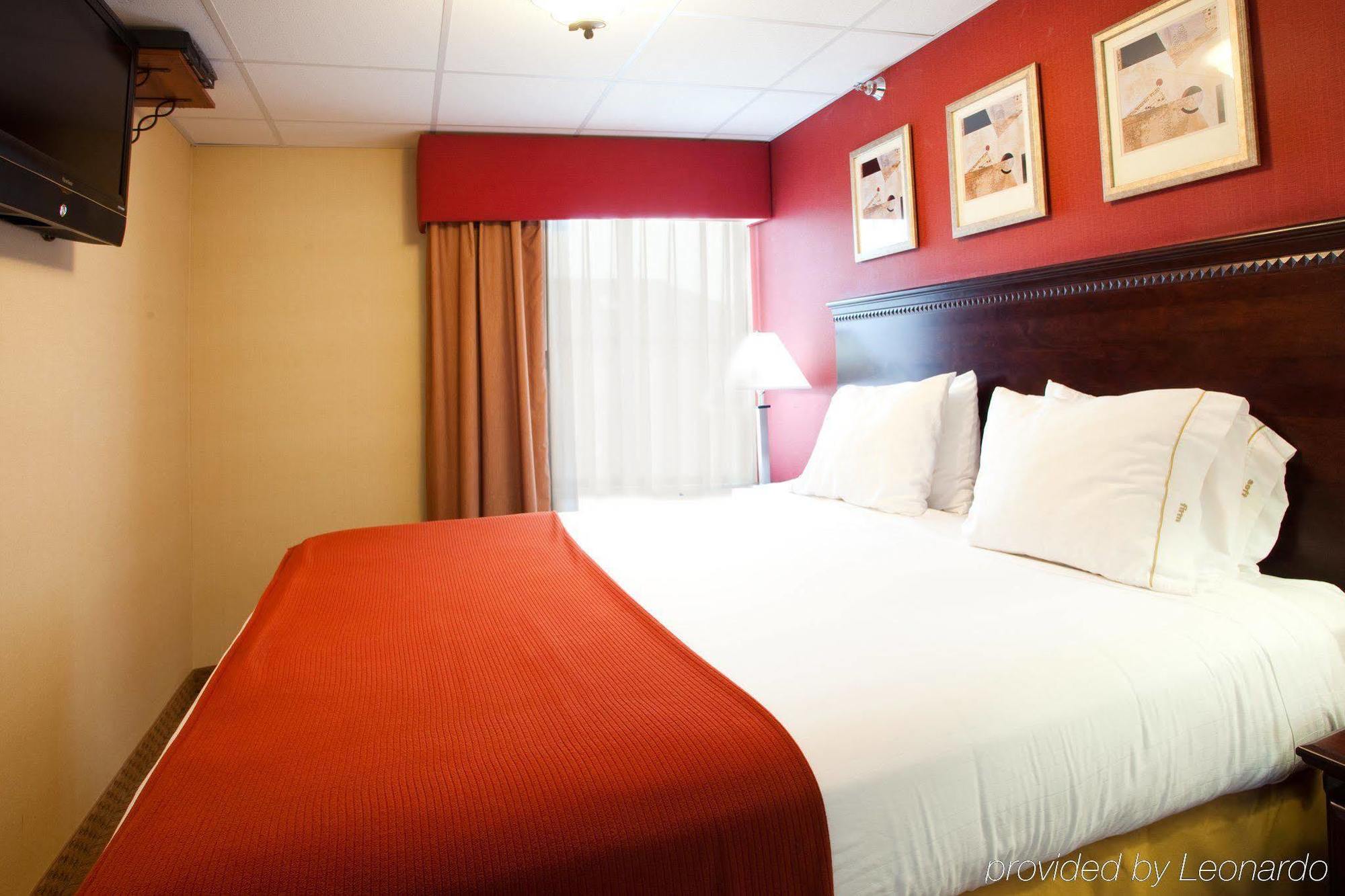Holiday Inn Express Rochester - Greece By Ihg Exterior photo
