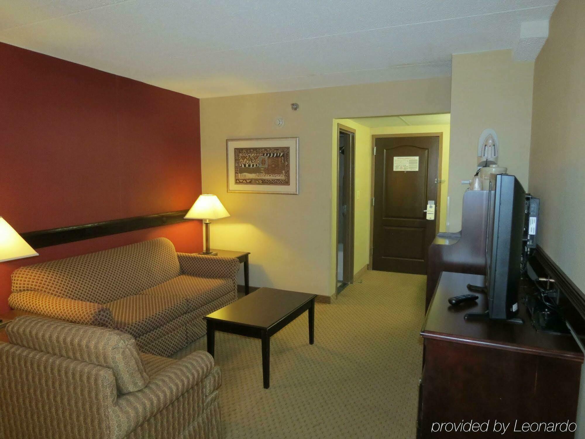 Holiday Inn Express Rochester - Greece By Ihg Exterior photo